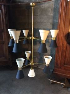 Eleganter 19-flammiger Design-Kronleuchter aus Messing_car 1199